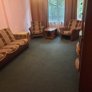 Отели . Гостиница Место в общем двухместном номере . 