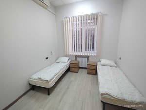 Готелі . Готель Місце у жіночому двомісному номері . 