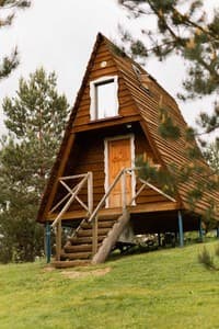 Hotels . Hotel Bed in Mixed Dormitory 8-bed room . 