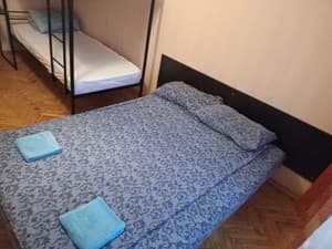 Готелі . Готель Економ 4-місний Б2. 