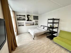 на вул. Ростиславська, 5Б. Номер Апартаменти двомісний 12 поверх №156