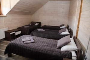 Готелі . Готель Стандарт 4-місний . 