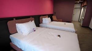 Отели . Гостиница Супериор двухместный с раздельными кроватями и видом на море. 