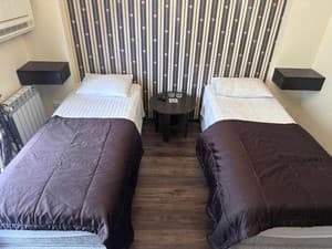 Готелі . Готель Стандарт двомісний TWIN з душем. 