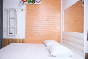 Mamba Hotel. Номер №7 Номер з балконом для курців – в укритті