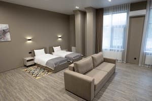 Отели . Гостиница Апартаменты двухместный Покращені апартаменти з однією спальнею TWIN. 