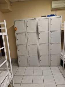 Отели . Гостиница Место в женском 12-местном номере . 