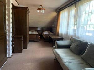 Готелі . Готель Стандарт двомісний з окремими ліжками №8. 