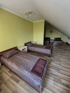 Готелі . Готель Апартаменти 7-місний . 