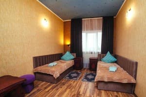 Отели . Гостиница Стандарт двухместный Большой, с раздельными кроватями. 