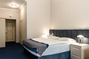 Metro Hotel Apartments. Номер Делюкс двухместный 1 этаж