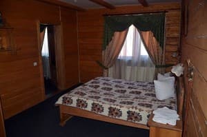 Отели . Гостиница Семейный 4-местный №8. 