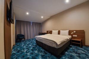 Готелі . Готель Покращений двомісний Premium. 