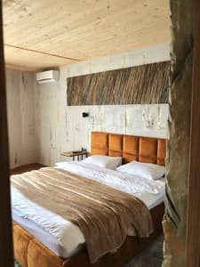 Готелі . Готель Люкс 4-місний (корпус H2O). 