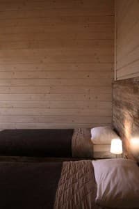 Готелі . Готель Сімейний 4-місний (корпус Колиба). 