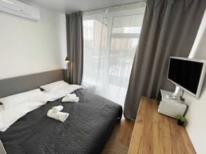 Готелі . Готель Студіо двомісний Cтудія з балконом 619. 