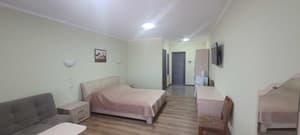 Готелі . Готель Напівлюкс двомісний 2 поверх. 