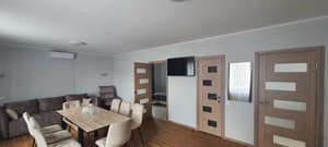 Готелі . Готель Котедж 6-місний Люкс. 