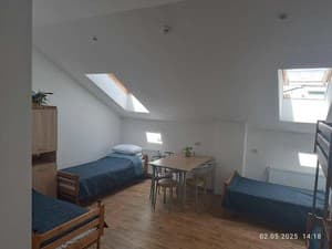 Hotels . Hotel Bed in Mixed Dormitory 5-bed room . 