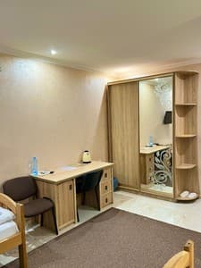 Отели . Гостиница Стандарт трехместный с видом на озеро. 