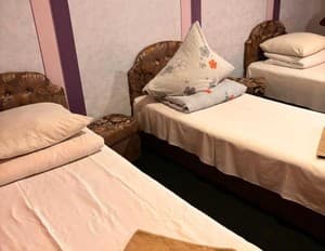 Готелі . Готель Стандарт 5-місний . 