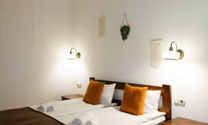 Готелі . Готель Апартаменти 4-місний Сімейні з видом на гори. 