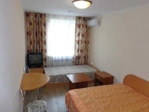 Готелі . Готель Стандарт тримісний . 