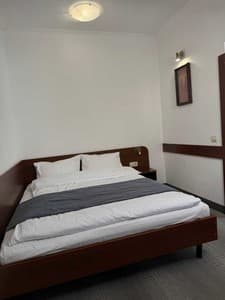 Готелі . Готель Напівлюкс 4-місний . 