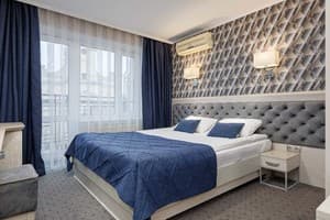 Отели . Гостиница Стандарт двухместный с балконом. 