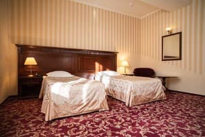 Готелі . Готель Стандарт двомісний twin. 