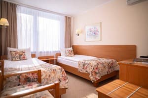 Готелі . Готель Стандарт двомісний . 