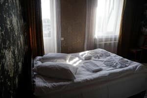 Готелі . Готель Люкс двомісний . 