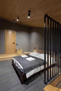 Отели . Гостиница Апартаменты двухместный Двухуровневые с видом во двор. 