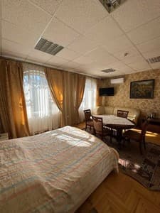 Готелі . Готель Люкс 4-місний . 