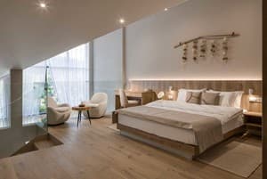 Отели . Гостиница Дюплекс 4-местный с балконом и панорамным видом. 