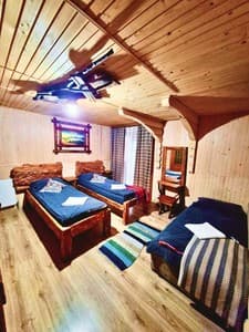 Отели . Гостиница Стандарт двухместный 2+1. 