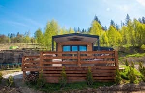 Готелі . Готель Котедж 4-місний Дерев`яний будинок. 