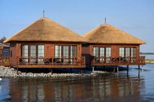 Отели . Гостиница Бунгало 6-местный . 