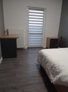 Готелі . Готель Економ двомісний з балконом. 