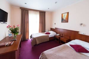 Готелі . Готель Комфорт двомісний . 