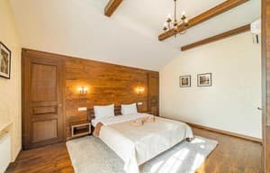 Готелі . Готель Апартаменти тримісний з 2 спальнями. 