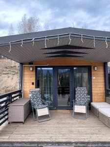 Готелі . Готель Котедж 4-місний Дерев`яний будинок. 