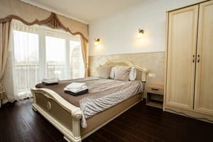 Hotels . Hotel Suite Quadruple Two-room . 