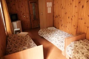 Готелі . Готель Стандарт тримісний . 