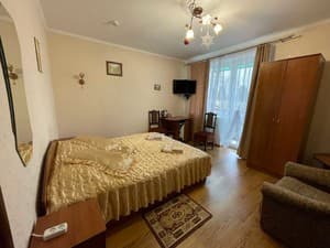 Готелі . Готель Напівлюкс двомісний . 
