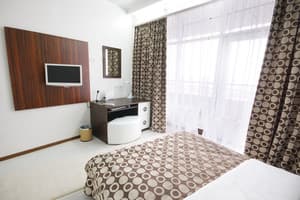 Seven Eleven Skytech & Apartments. Номер Полулюкс двухместный Скайтек 