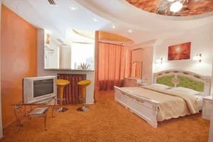 Seven Eleven Skytech & Apartments. Номер Апартаменты двухместный Studio Orange