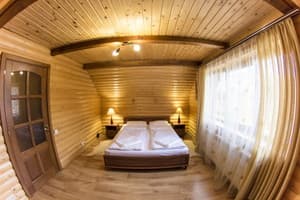 Kolo druziv. Room Suite Double (cottage №1)