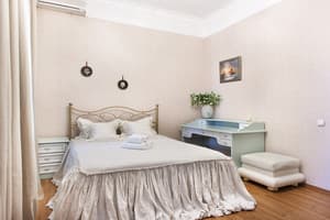 Отели . Гостиница Стандарт 6-местный Бирюзовый (трехкомнатный). 