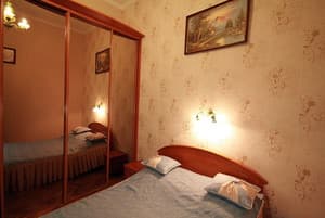 Готелі . Готель Стандарт двомісний . 